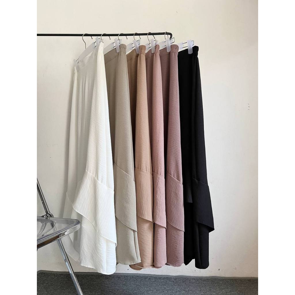 Minji Skirt