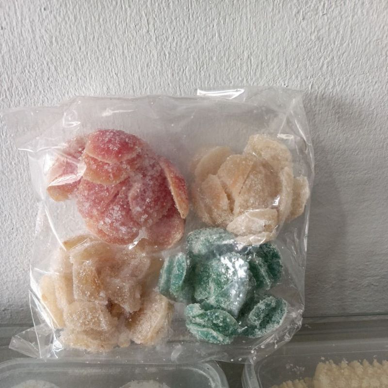 

manisan pala bunga kering @4pcs