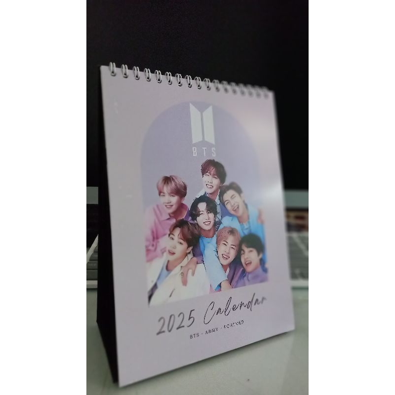 

kalender Meja BTS