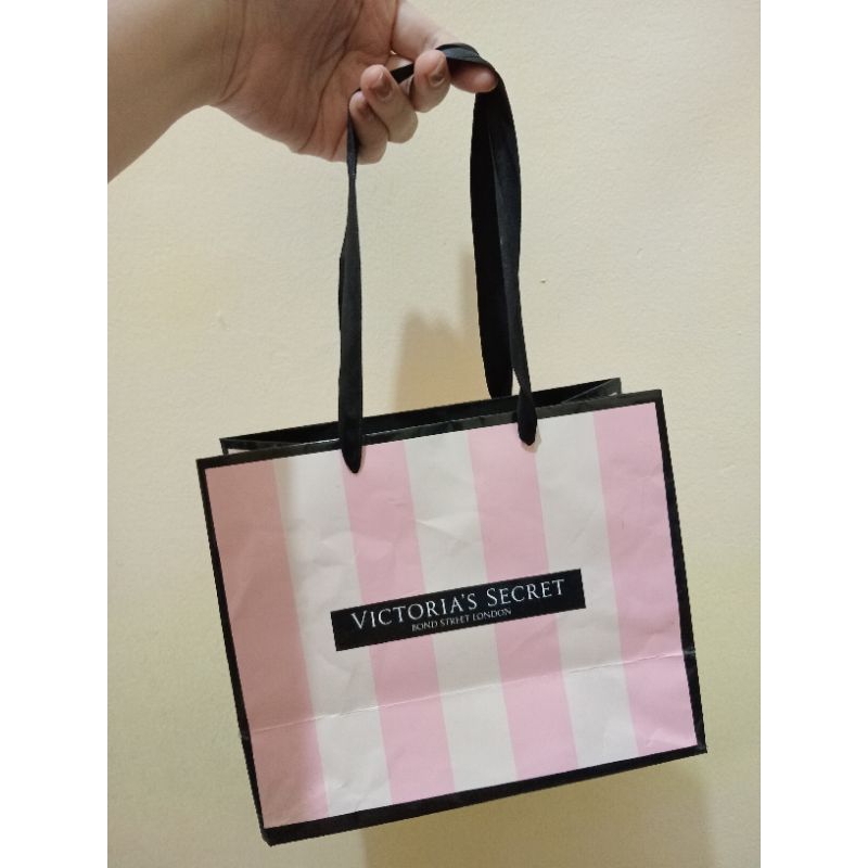 

Paperbag Victoria Secret Ori