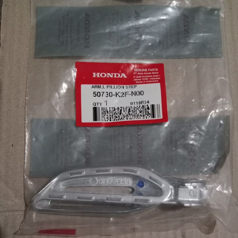 AHM 50730-K2F-N00 Footstep pijakan kaki blkng Kiri Scoopy K2F 2021