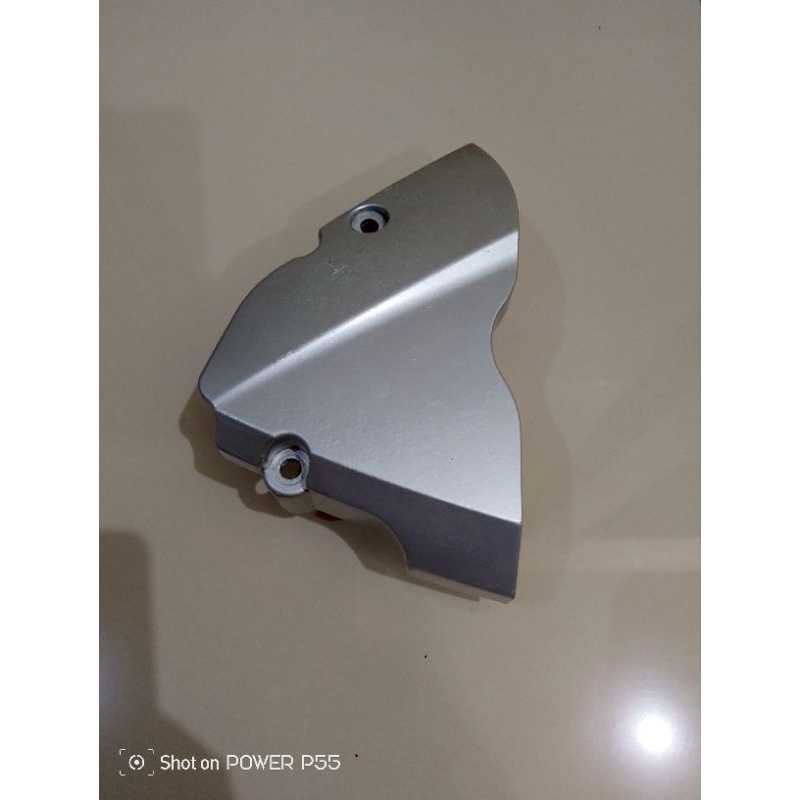 cover gear depan tutup gear depan Yamaha Vixion old Vixion New original