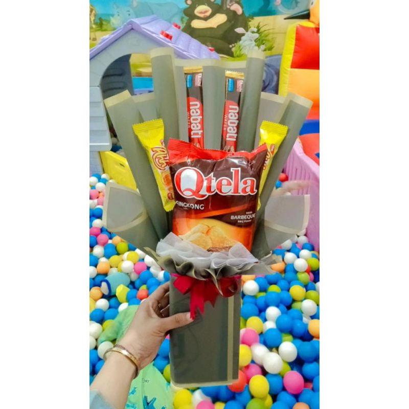 

Bucket Snack/Wisuda/Lamaran/Anniversary/Ultah