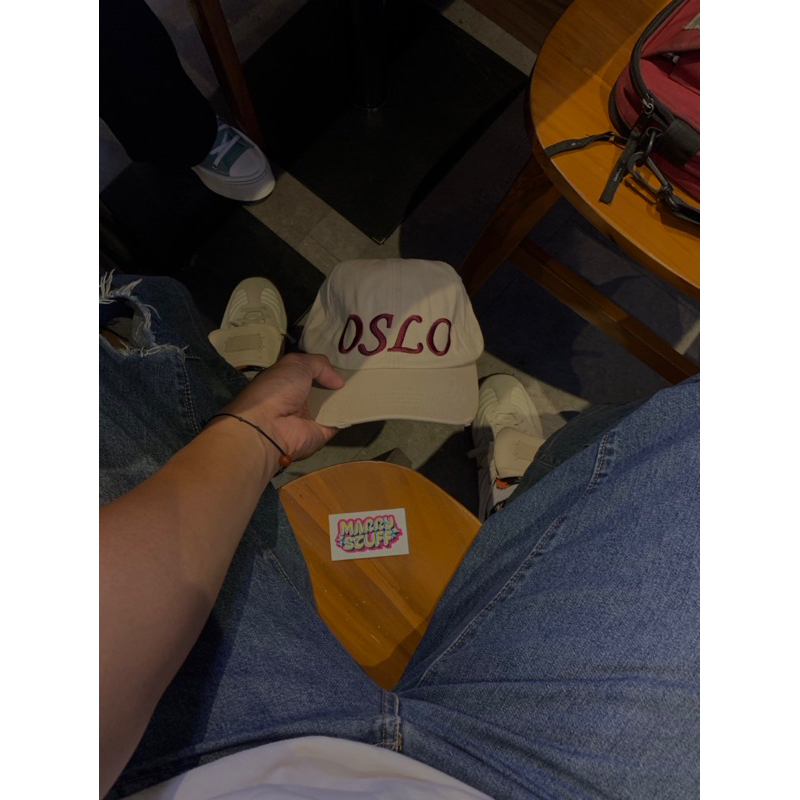 TOPI SIERO RIPPED PRELOVED