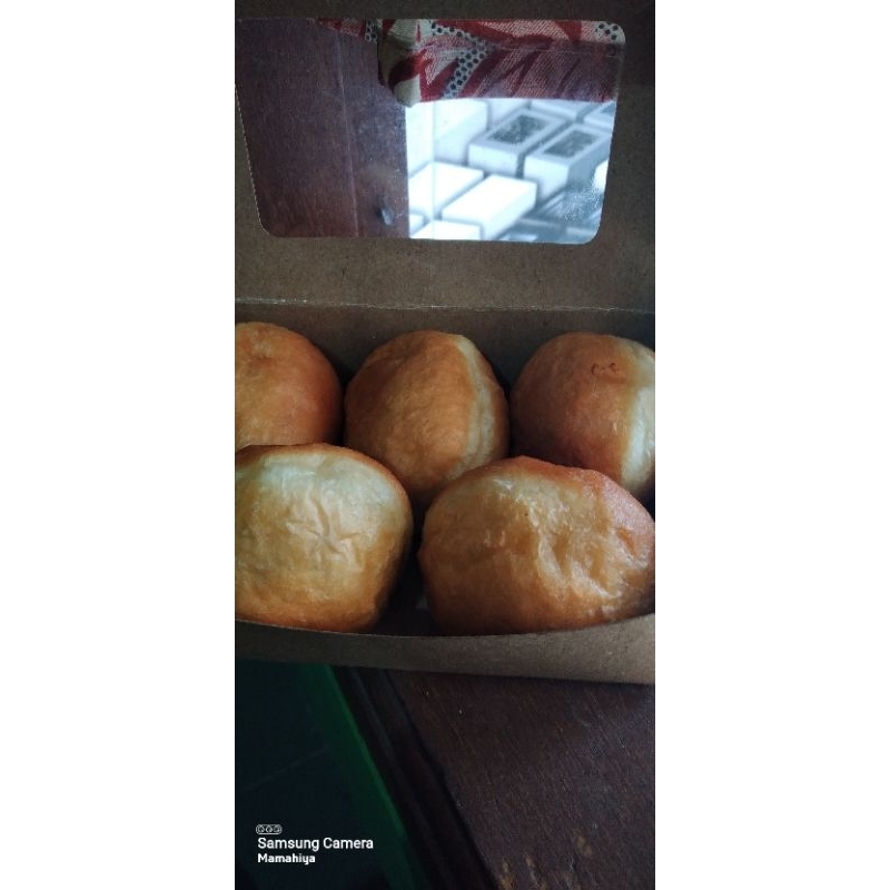 

Donat Bomboloni isi selai coklat dan taburan gula halus 6pcs/ 12pcs