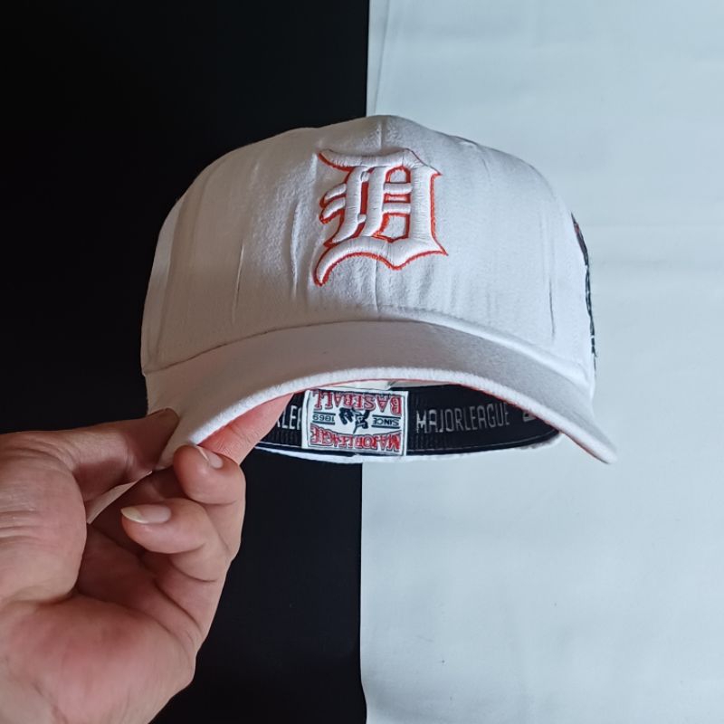 topi mlb detroit tigers second