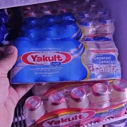 

SLOP 5PCS BIRU - YAKULT LIGHT LESS SUGAR DINGIN KULKAS 110143 / GOSEND ONLY - LIVE2