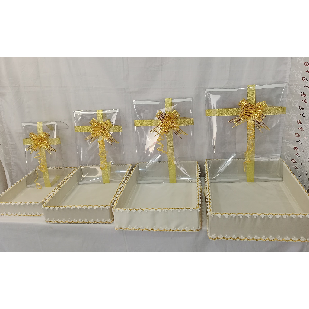 

Kotak Nampan Lamaran (1 set isi 4 buah)