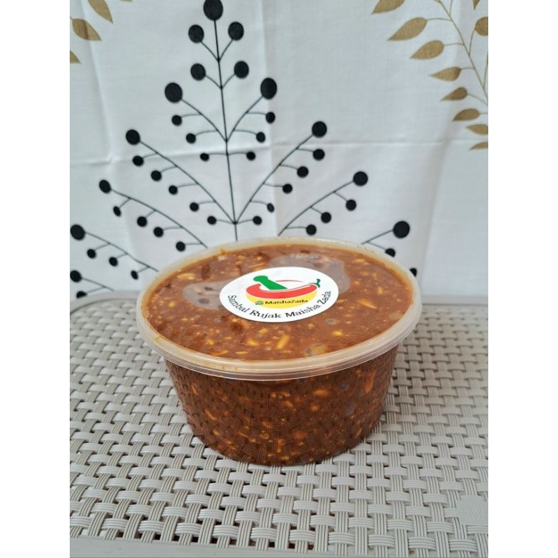 

sambal rujak buah manis by Maisha Zada