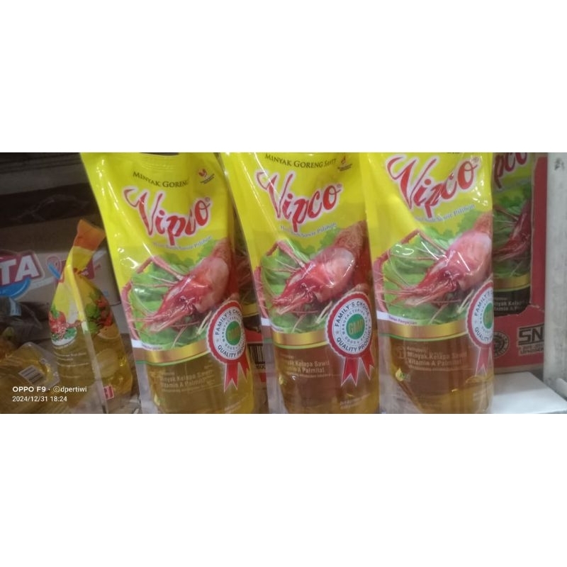 

minyak goreng vipco 1 liter, perkarton isi 12 pouch
