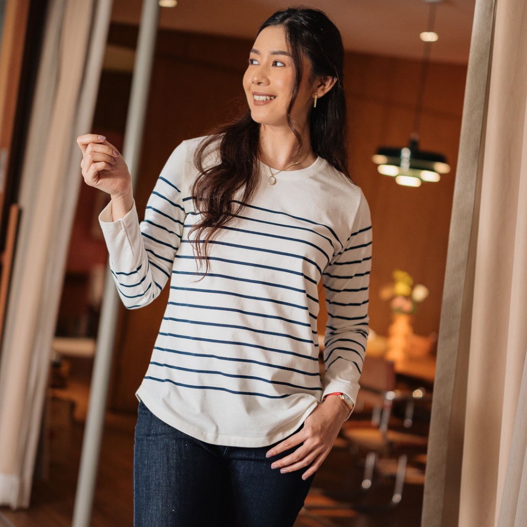 C2 Lynois Ecru T-Shirt Wanita