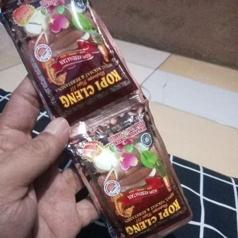 

kopi bubuk isi 2 sachet minuman dari cleeng