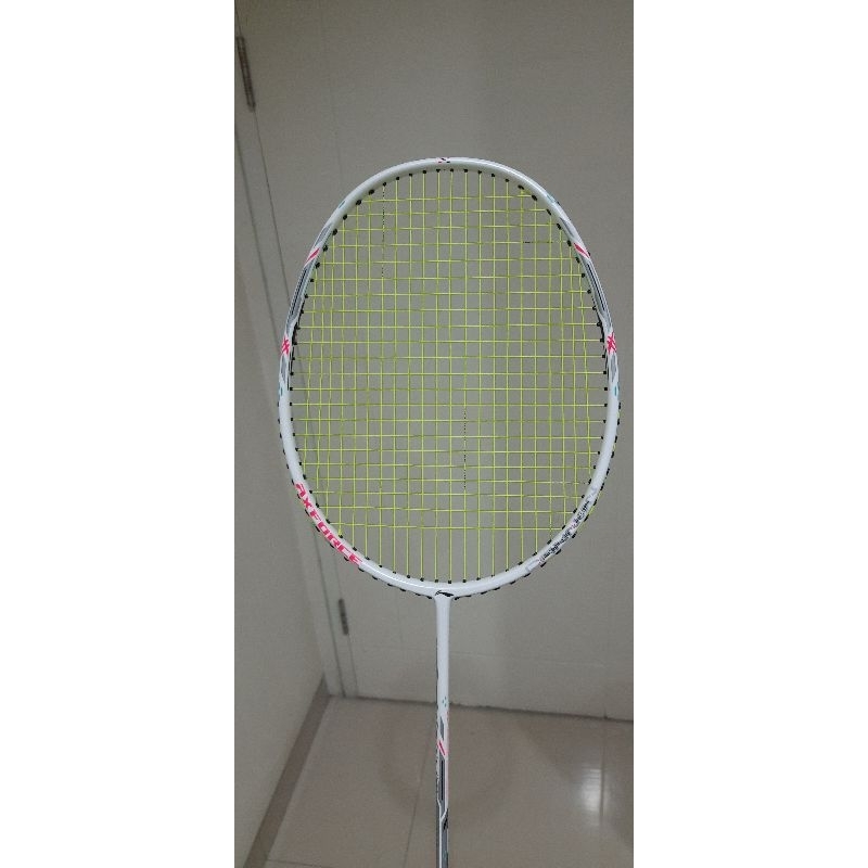 raket badminton lining axforce cannon second / bekas