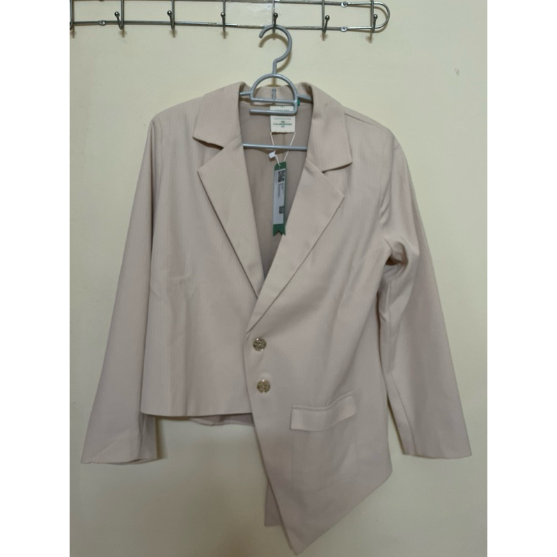 ALEZA New Aleza blazer outer Amber /analisa widyaningrum/ cream