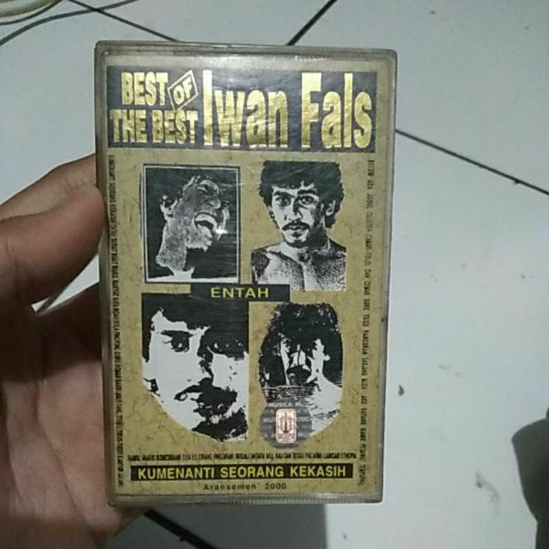 BEST OF THE BEST IWAN FALS - KUMENANTI SEORANG KEKASI. KASET PITA OTIGINAL
