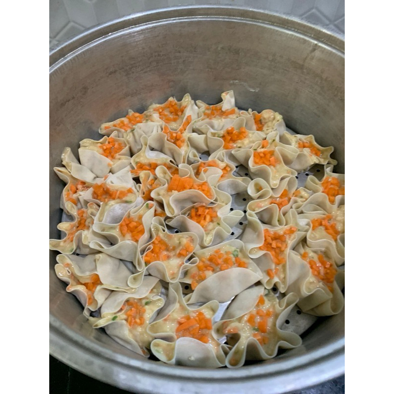

DIMSUM DAGING AYAM isi 4pcs (frozen)