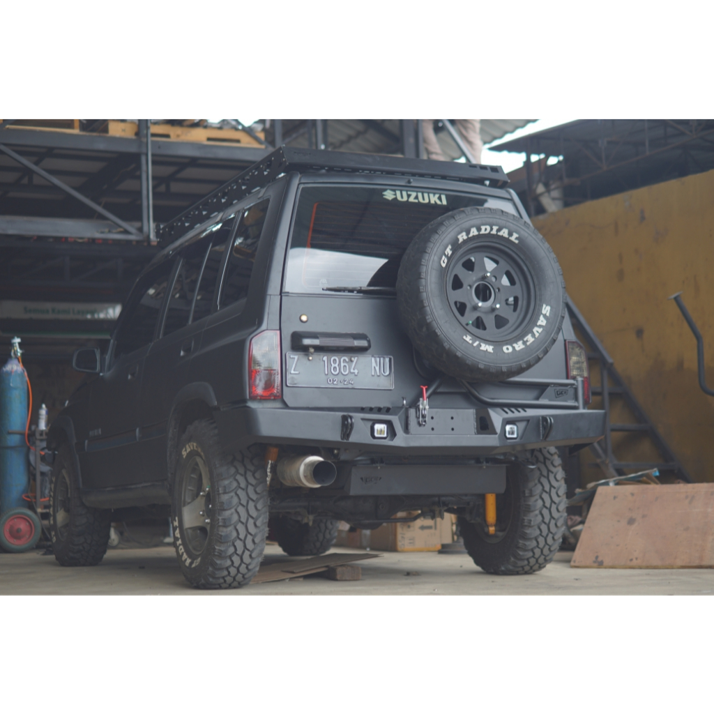 Bumper Belakang Suzuki VItara Sidekick Escudo