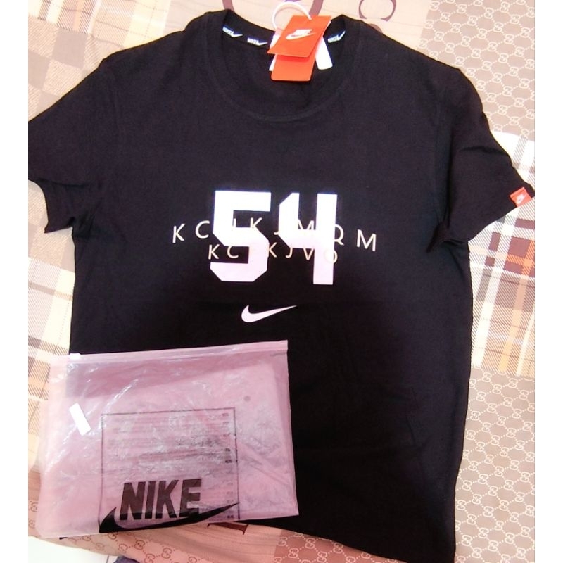 nike hitam