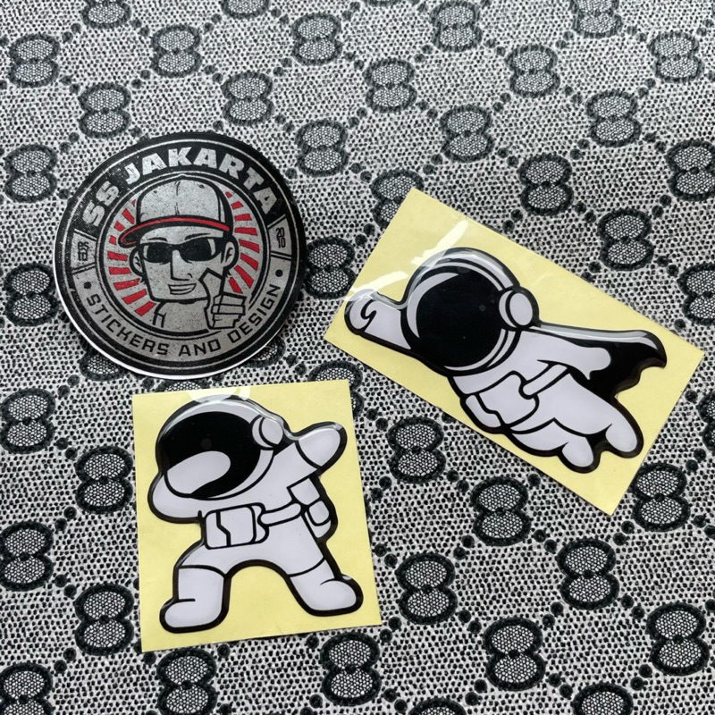 

Sticker Stiker Emblem Astronaut Timbul