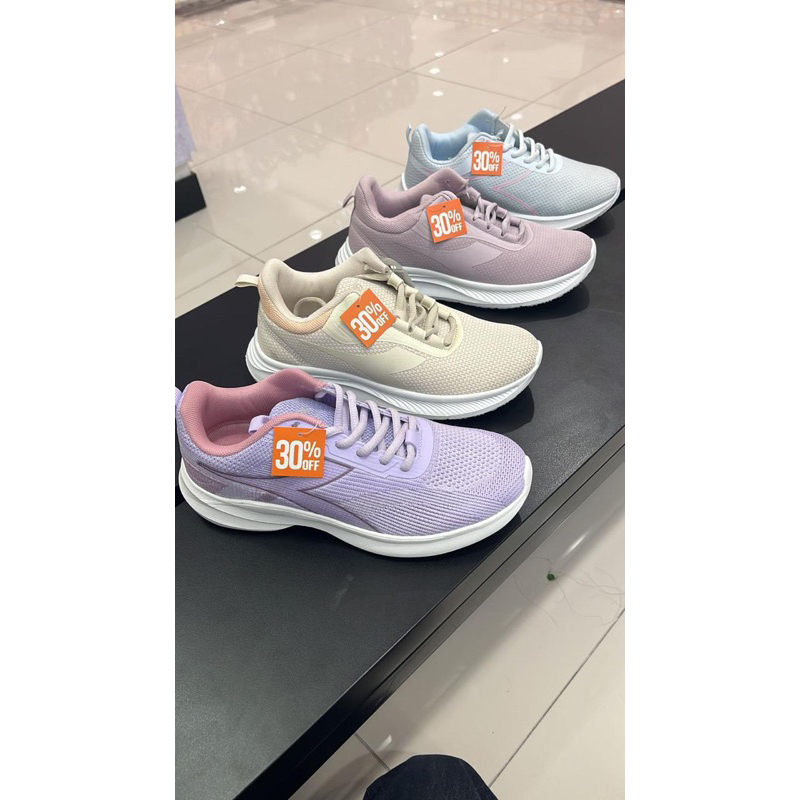 Sepatu wanita diadora original