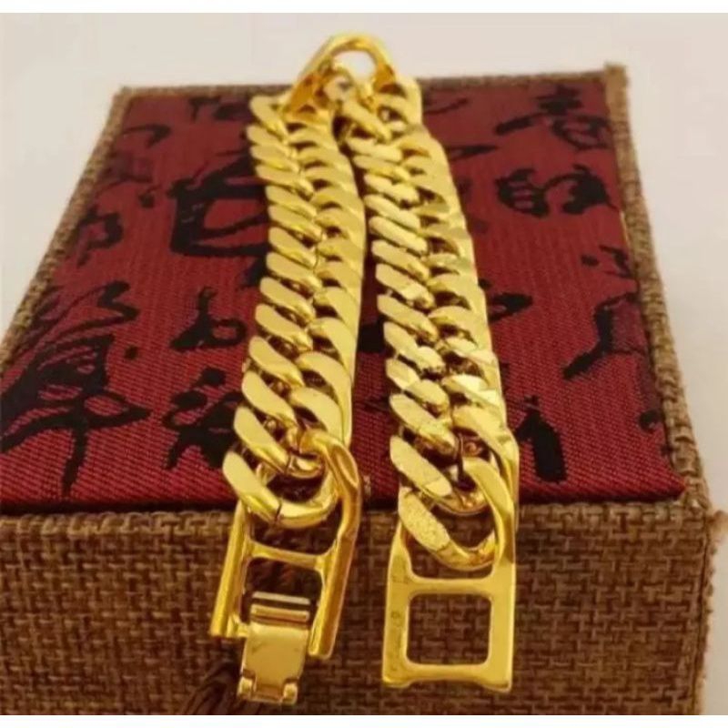 gelang emas asli berat 5gram kadar 700 dapat surat dari toko