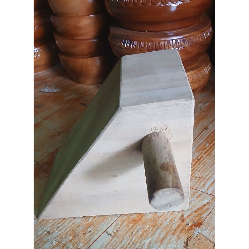 ganjal ban truk,ganjal ban bus