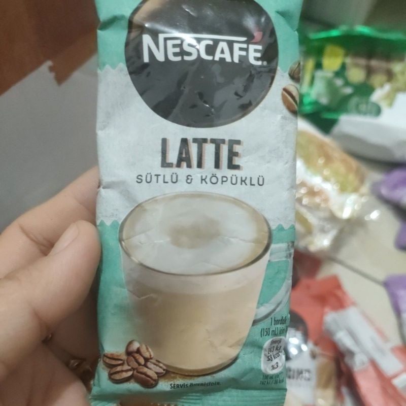 

kopi Nescafe latte