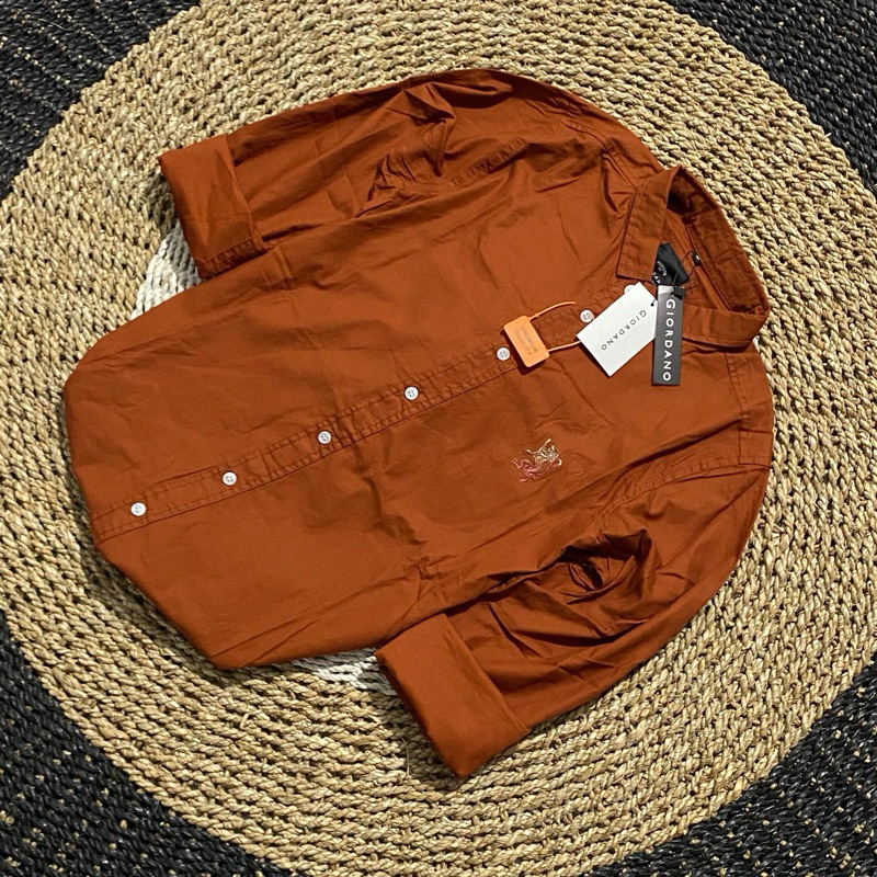 BEDAGA KEMEJA PRIA DAN WANITA LENGAN PANJANG GIORDANO CATTON TWILL QALITY