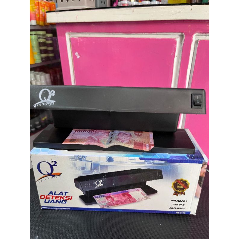 Alat deteksi uang