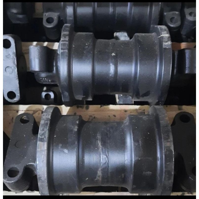 track roller sh210 sh200 sh210-5 roller bawah lower roller sh200 sh210-5 sh210