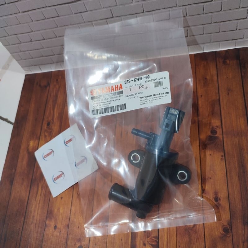 52S-12410-00 Termostat Thermostat Assy YAMAHA XEON Thailand