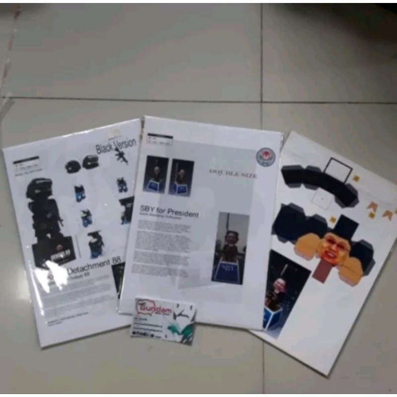 

Paper Craft 3D About Ex Presidency of SBY 4 Designs: Densus88, Presiden, Wakil Presiden, dan GIA Airbus