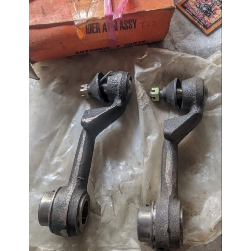 Idle Arm Mitsubishi Colt T120 merk 555 Japan