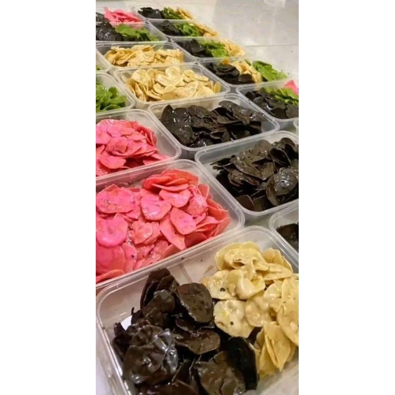 

keripik pisang LUMER PAKET 300gram bungkus
