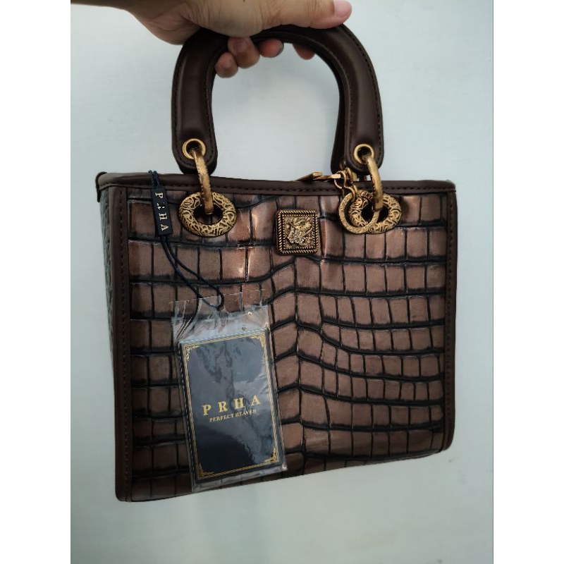 tas fashion brand PRHA