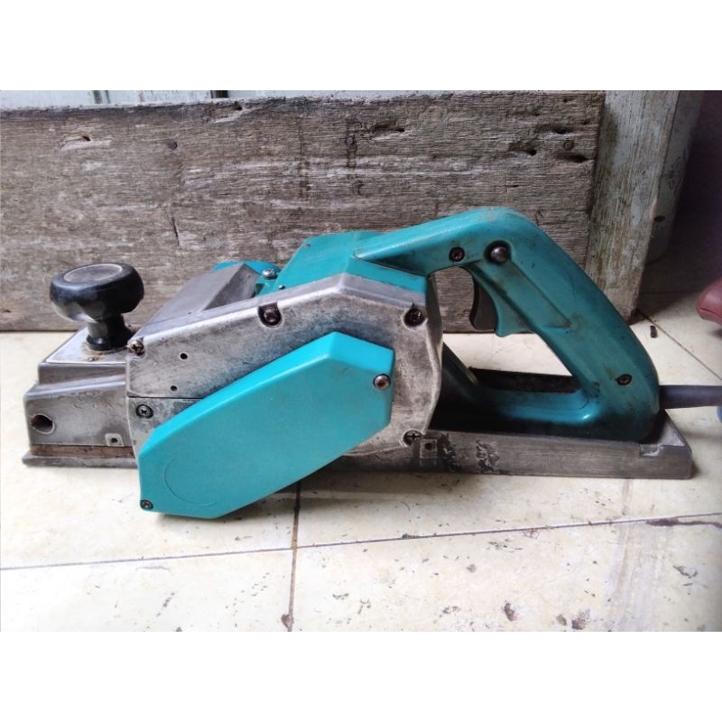 power planer makita n1100 seken
