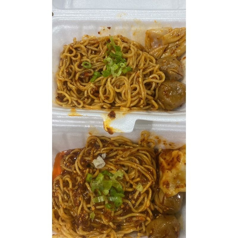 

MIE JEBEW KOMPLIT , BASO, PANGSIT