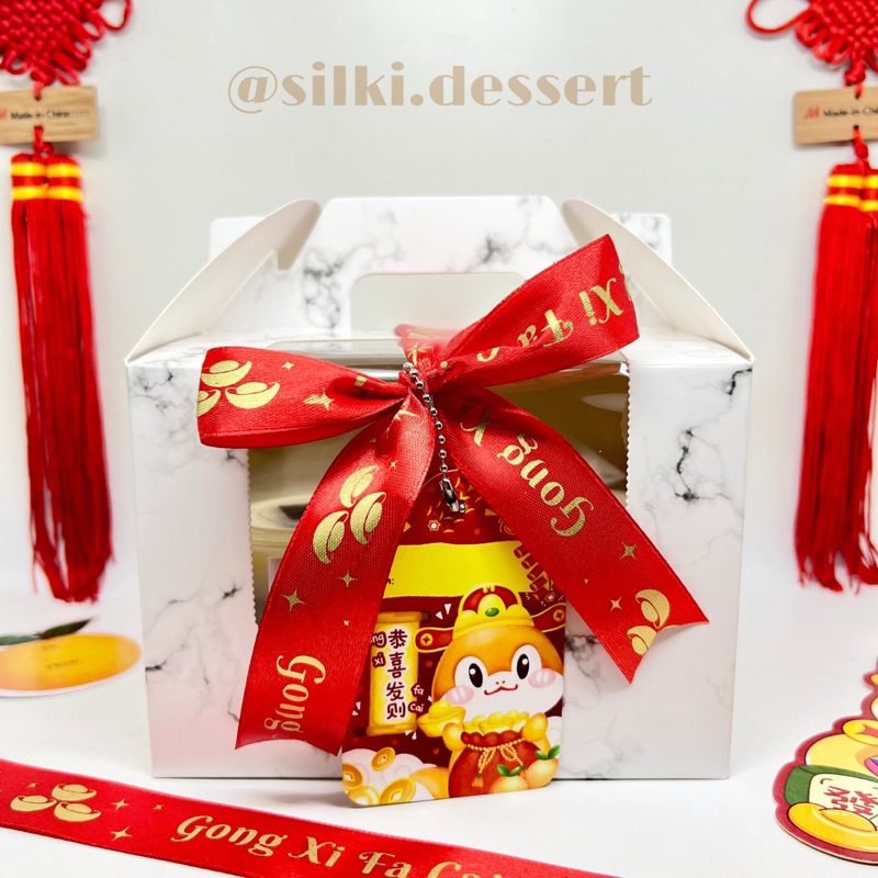 

Silki Dessert - CNY BOX / Hampers Imlek