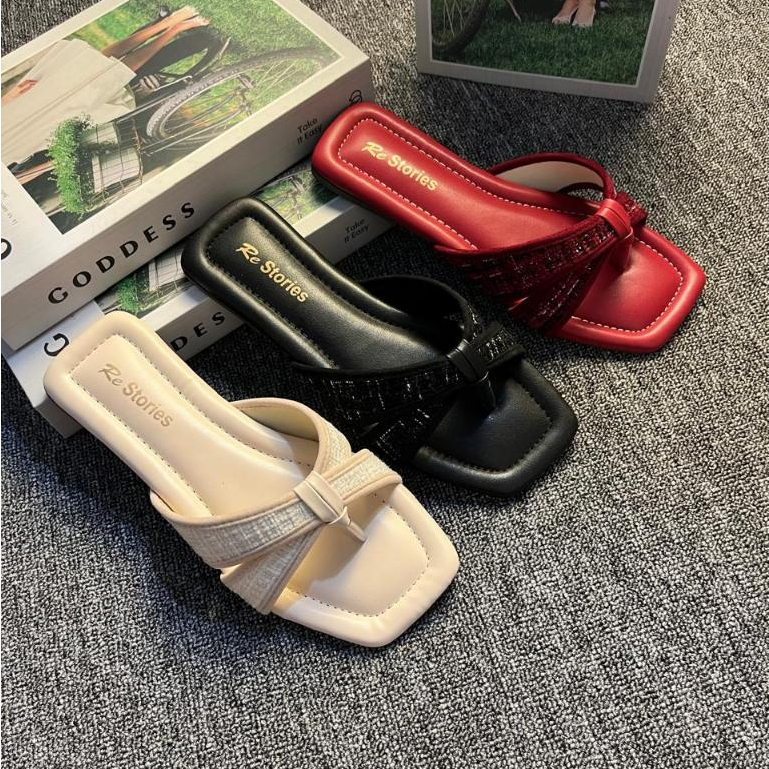 Re. Stories Sandal Wanita Merah sandal wanita ISYA teplek platfrom TRENDY