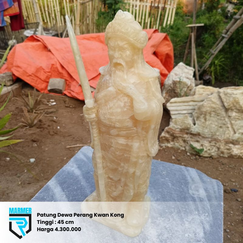 Patung Dewa Perang Kwan Kong