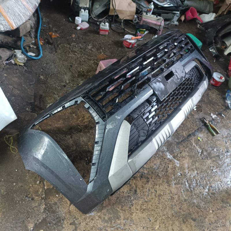 bumper bemper depan hyundai stargazer kelengkapan sesuai foto