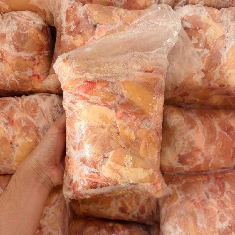 

Paha Ayam Fillet Tanpa Kulit dan Tanpa Tulang. Berat 2kg - 2.2kg