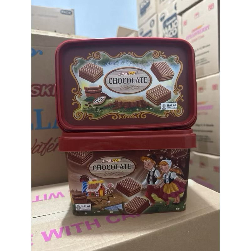 

WAFER CUP BISKITOP COKLAT KARTON ISI 12