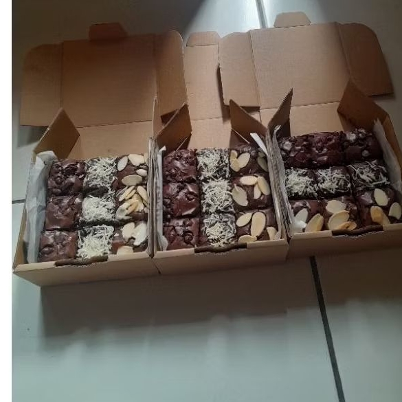 

BrownisPremium 10x10