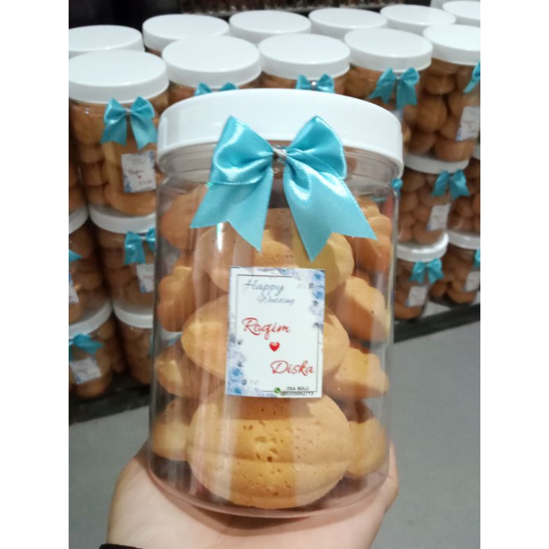 

Souvenir Pernikahan l asul asul bolu susu l souvenir toples 750ml bolu isi 16. lgsg PRODUSEN.