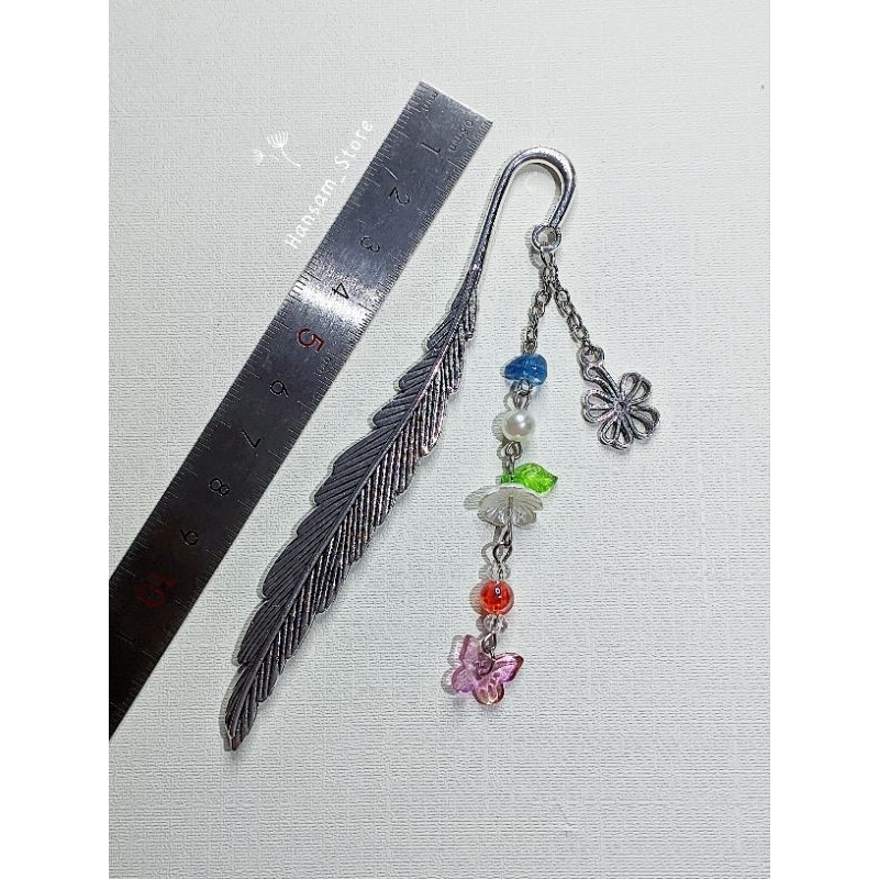 

Bookmark Aesthetic Pembatas Buku Aesthetic Bookmark Beads Pembatas Buku Manik-Manik Aesthetic Pembatas Buku Manik-Manik Cantik