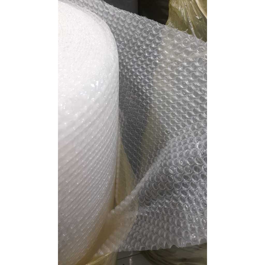 

Bubble wrap roll 125 cm x 50 m tebal Bening/Hitam berat 2,4kg - 3kg
