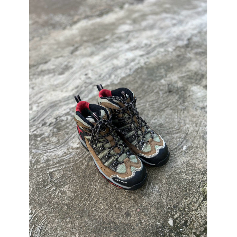 Sepatu gunung second original kolon sport