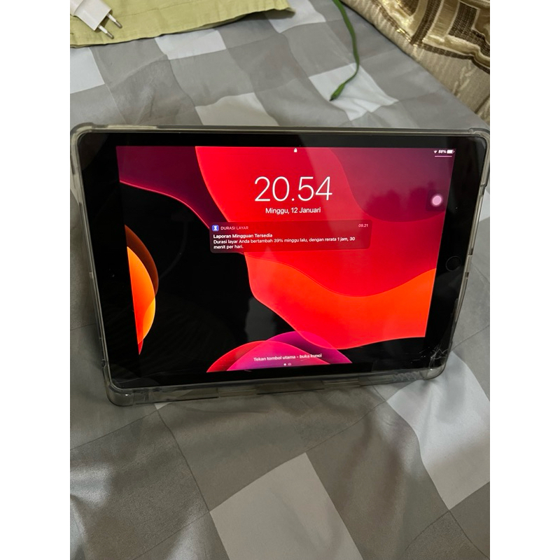 ipad Gen 8th 3/32 gb