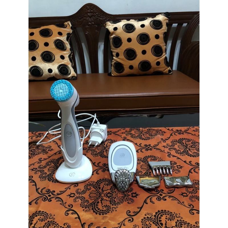 NuSkin Ageloc Lumispa & Galvaniv Spa